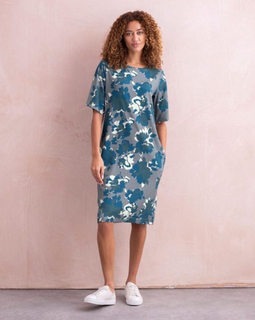 Athensurban.shop5c69562db5 1