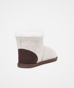 Athensurban.shop6403f63b94 5