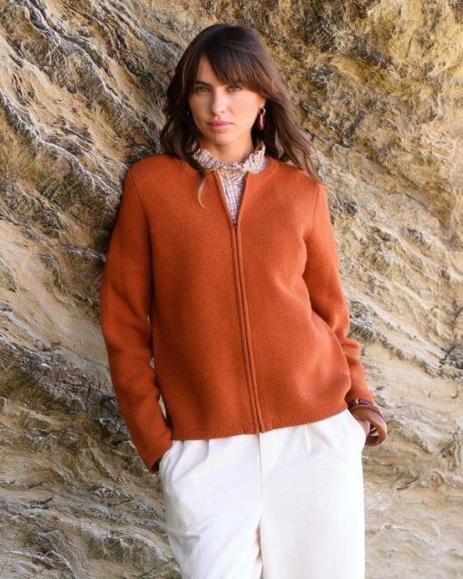 Athensurban.shop640e0f6e93 1